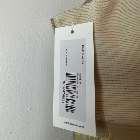 Outdoor Voices Criss Cross Crop Top - Picture 3 of 7